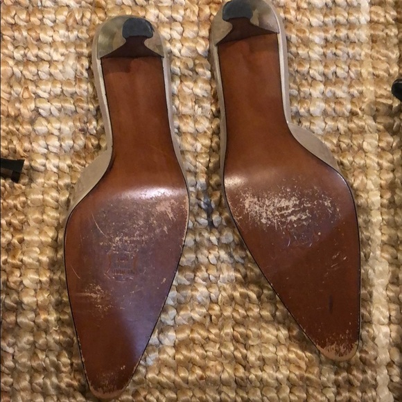 Stuart Weitzman - Picture 6 of 6